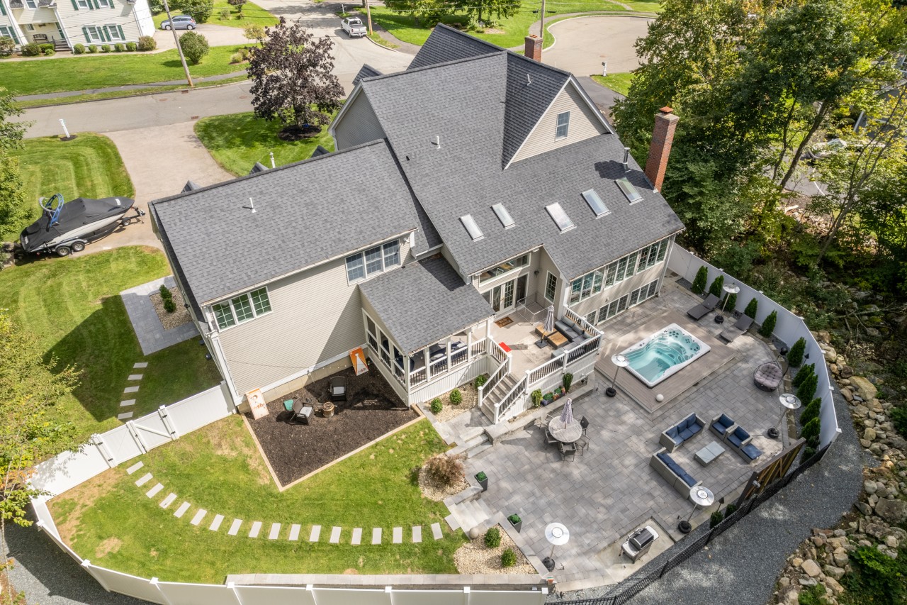 Exterior-8-of-2_20230322-170133_1